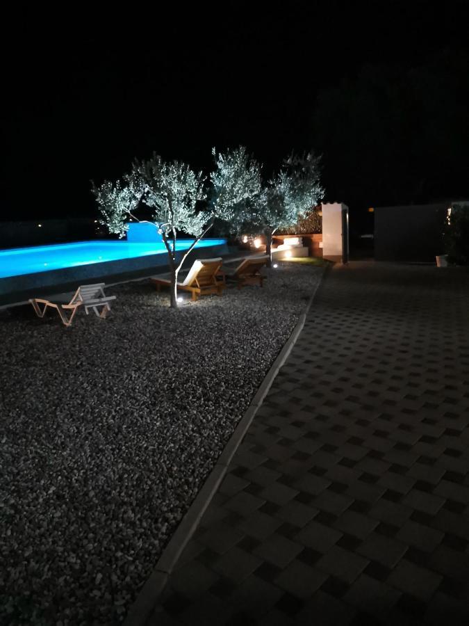 Jacuzi Cottage In The Olive Grove Pula Exteriér fotografie